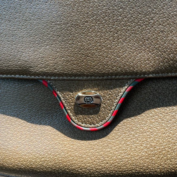 Vintage GUCCI bag 💼 - Picture 2 of 13